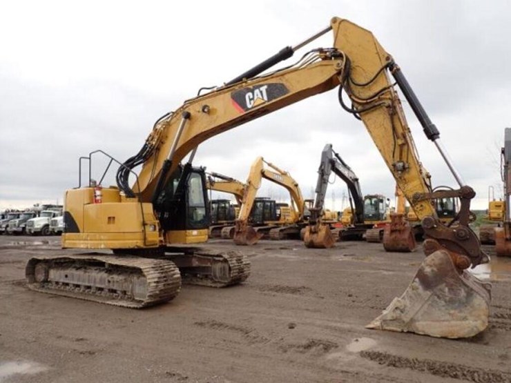 2013-caterpillar-321d-lcr-image-3