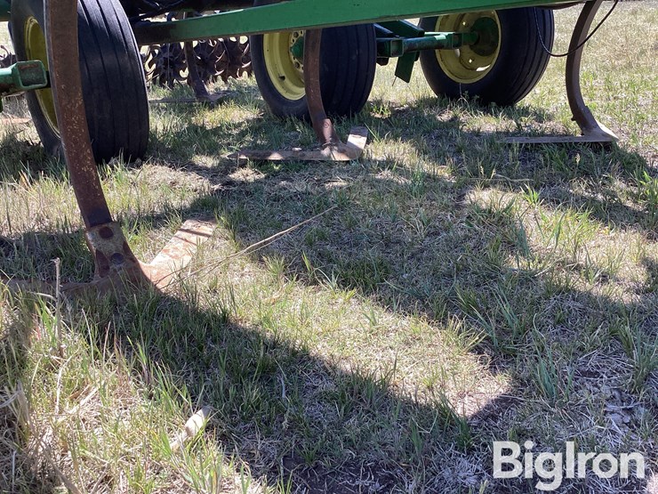 john-deere-550-image-14