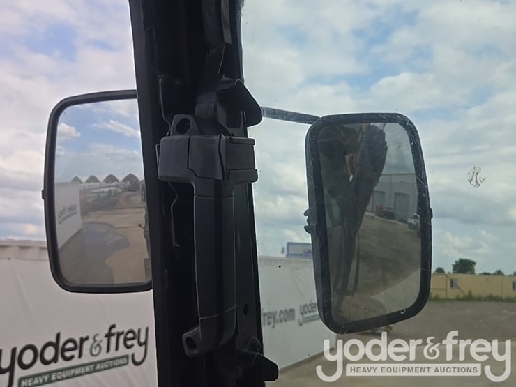 2019-caterpillar-336-image-58