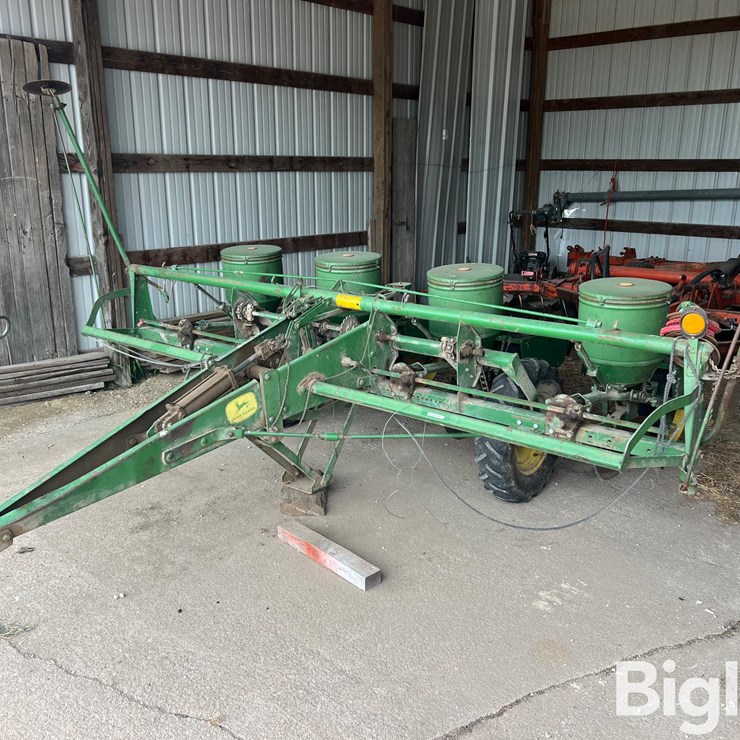 JOHN DEERE MODEL A