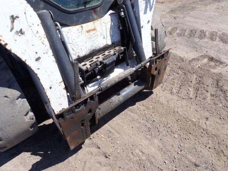 2018-bobcat-s650-image-23