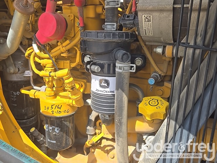 2020-deere-310sl-image-42