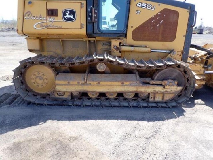 2005-deere-450j-lt-image-49