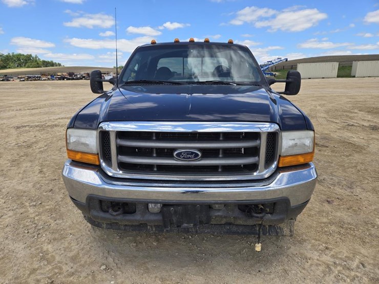 2001-ford-f350-image-27