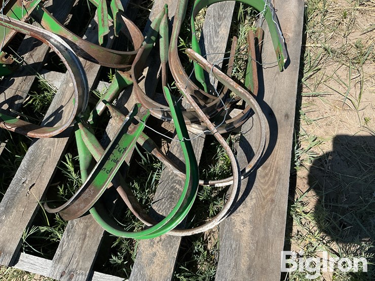 john-deere-568-image-10