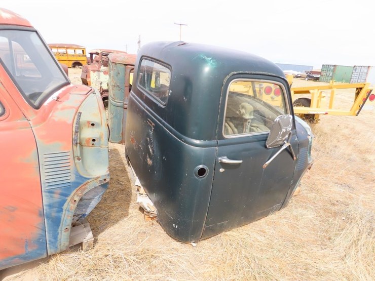 chevrolet-pickup-cab-for-project-image-3