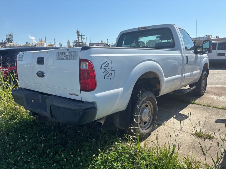 2012-ford-f350-image-3