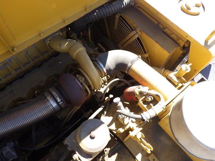 1985-caterpillar-d25c-image-30
