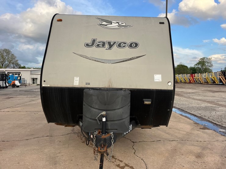 2016-jayco-jay-flight-camper-image-2