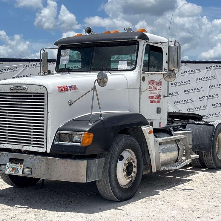 2000 FREIGHTLINER FLD120