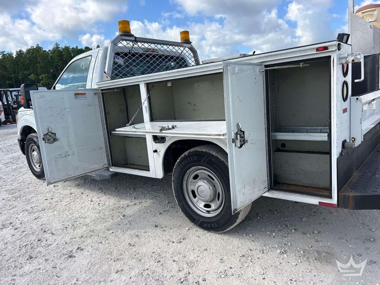 2016-ford-f350-image-18