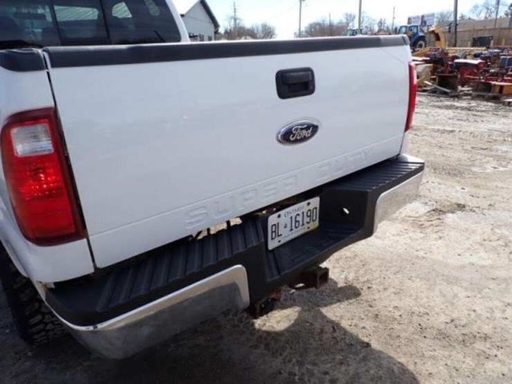 2010-ford-f350-xlt-image-35