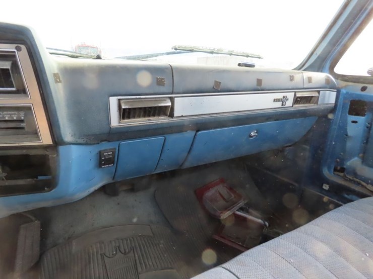 1986-chevrolet-silverado-1/2-ton-short-box-pickup-image-12