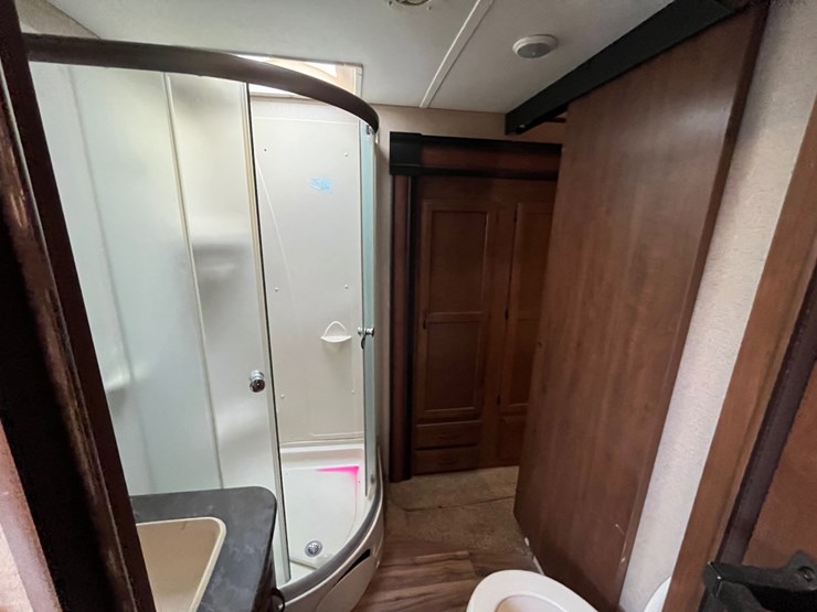2016-jayco-jay-flight-camper-image-12