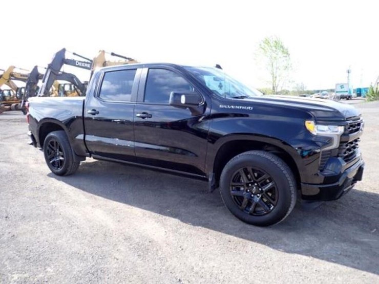 2024-chevrolet-silverado-1500-image-3