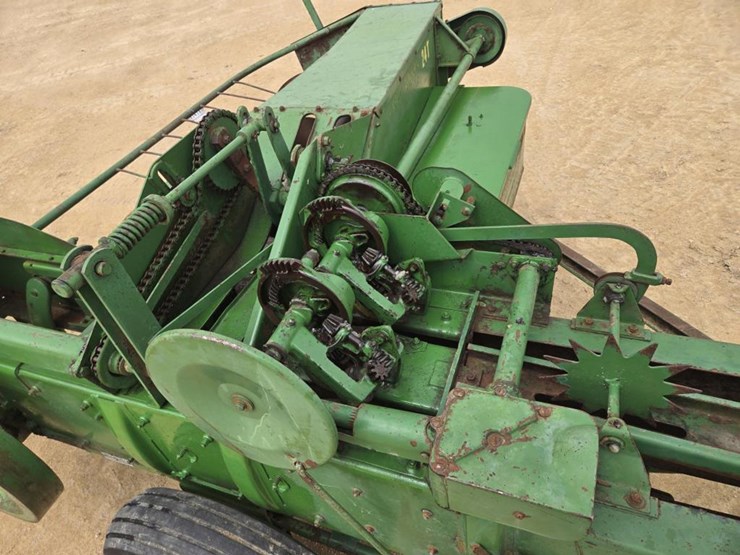 john-deere-24t-image-7
