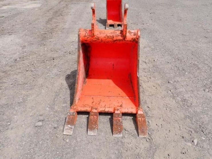 2022-kubota-kx033-4-image-71
