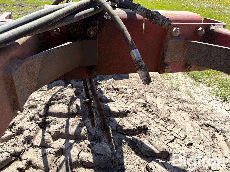 case-ih-5800-image-13