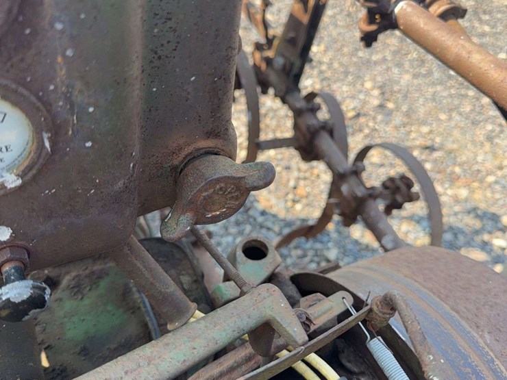 john-deere-h-image-49