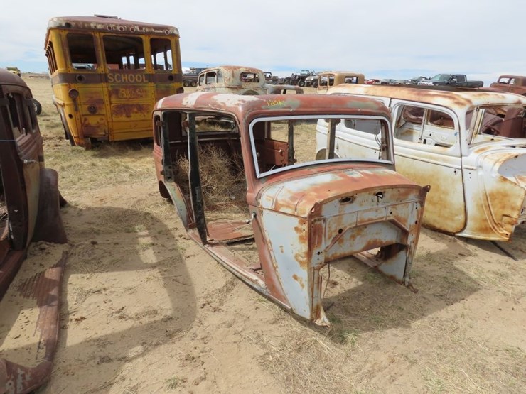 1930's-dodge-2dr-sedan-body-for-project-or-rod-image-1