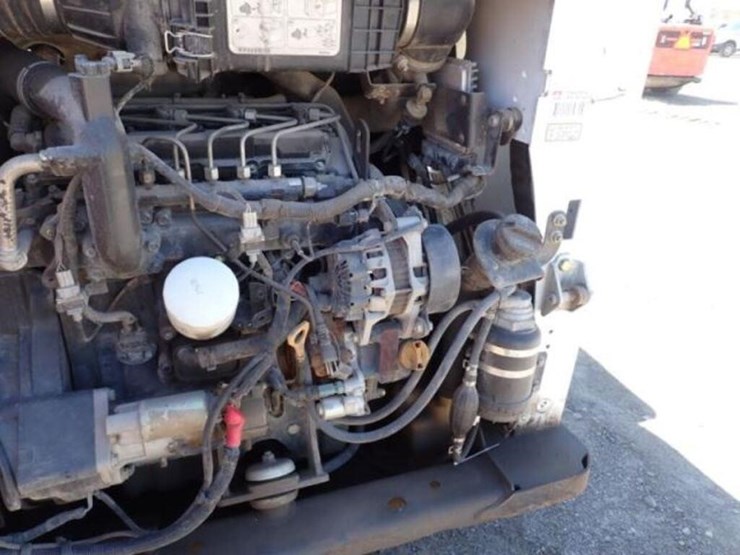 2014-bobcat-s510-image-40
