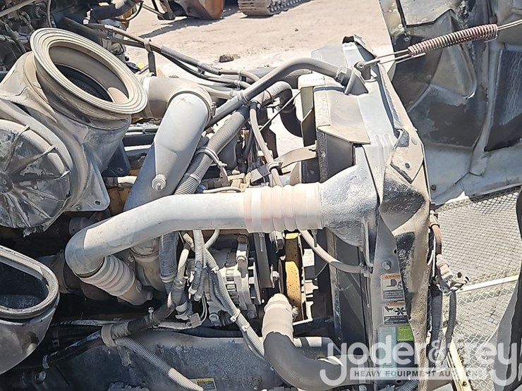 2007-caterpillar-c7-image-18