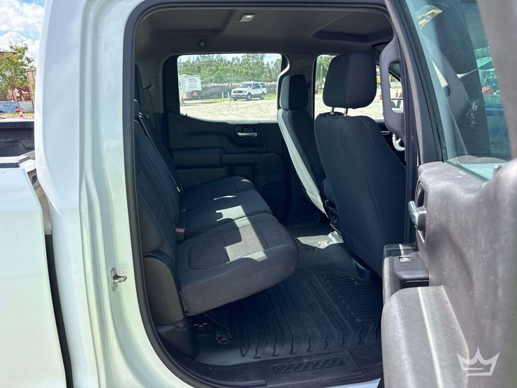 2020-chevrolet-silverado-1500-image-25