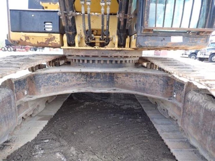 2016-caterpillar-336el-image-32