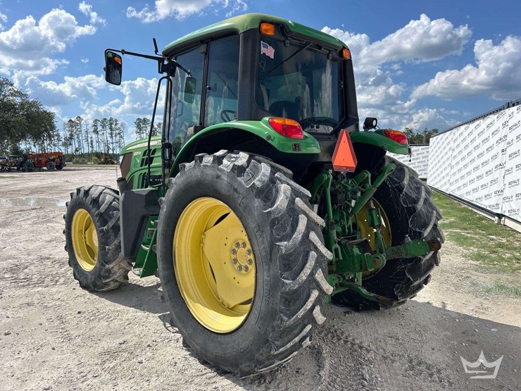 john-deere-6125m-image-4