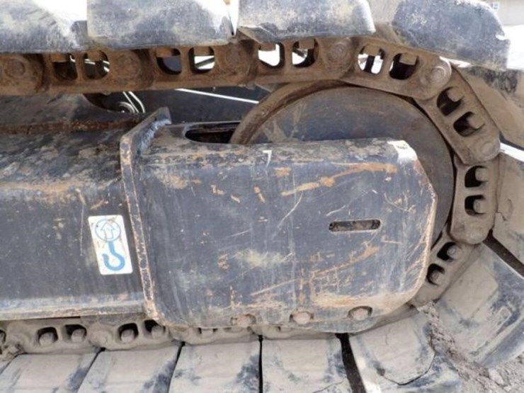 2022-deere-75g-image-55