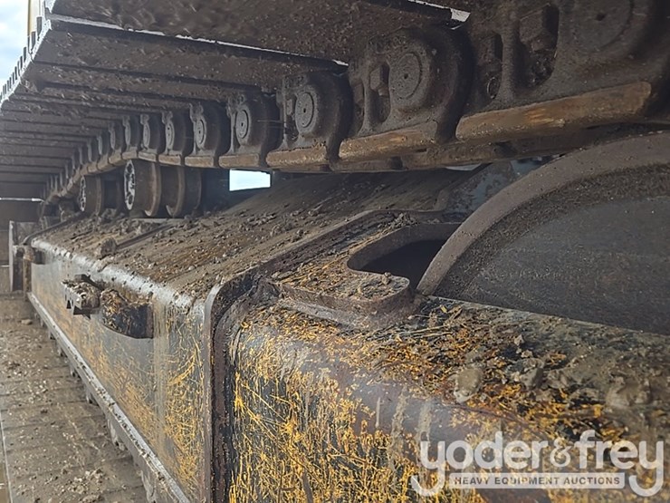 2017-caterpillar-336fl-image-17