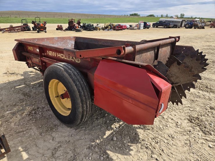 john-deere-145-image-11