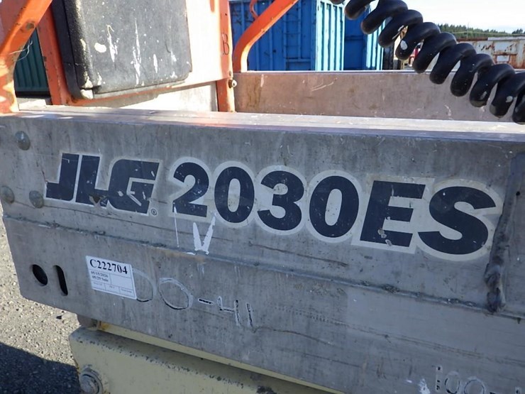 2006-jlg-2030es-image-14