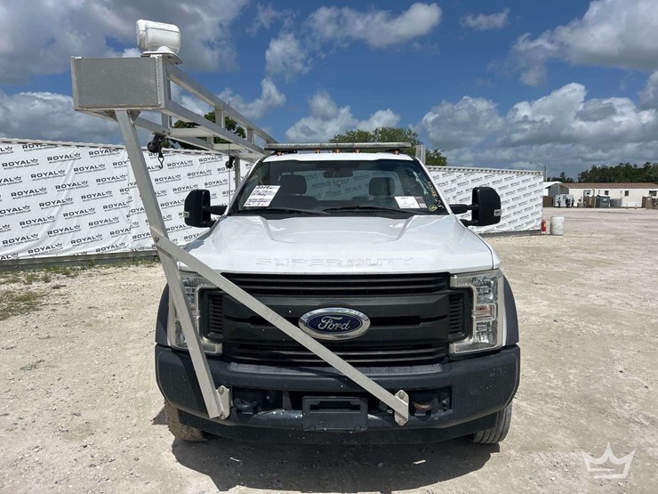 2019-ford-f450-image-44