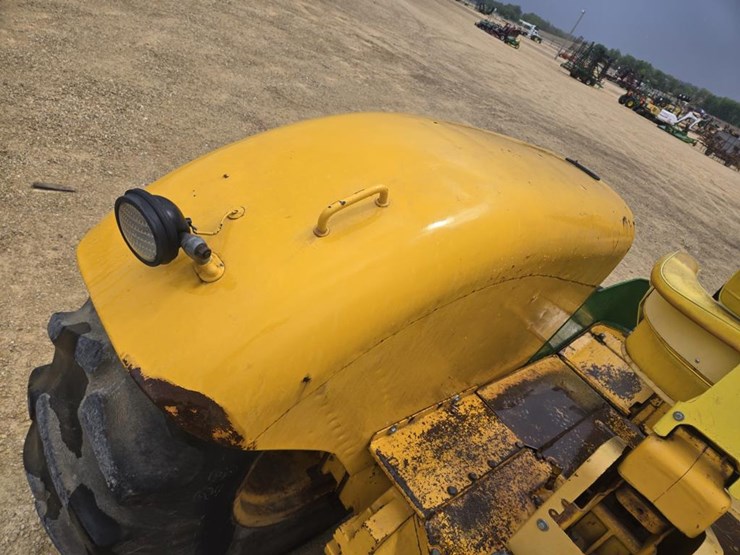 1967-john-deere-700-image-12