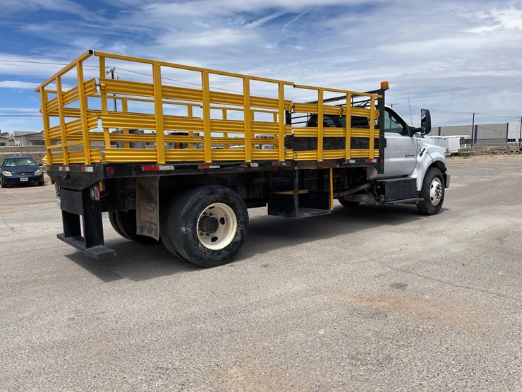 2019-ford-f750-image-5
