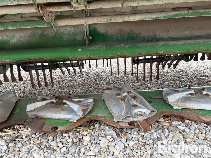 2019-john-deere-r990r-image-18