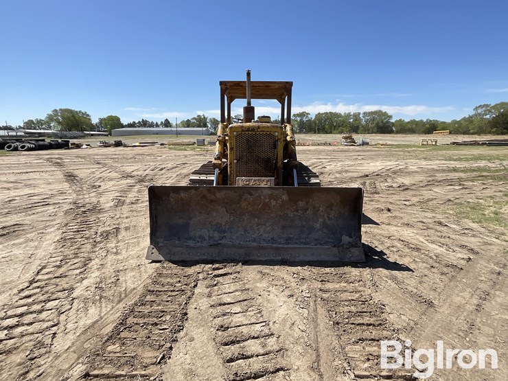 caterpillar-d6b-image-2
