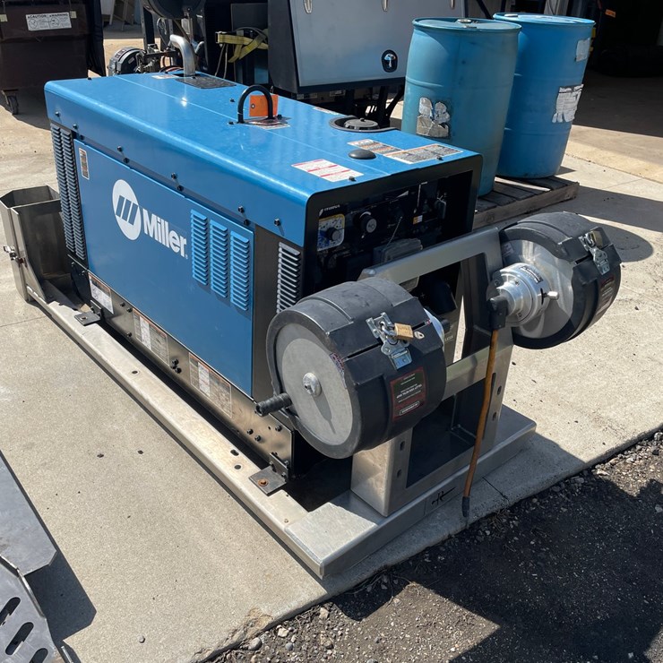 MILLER BIG BLUE 400