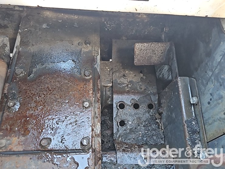 bobcat-s160-image-21