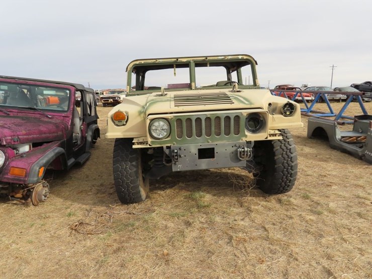 2009-am-general-humvee-4x4-image-2