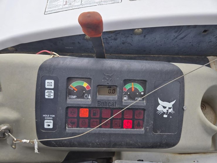 bobcat-335-image-17