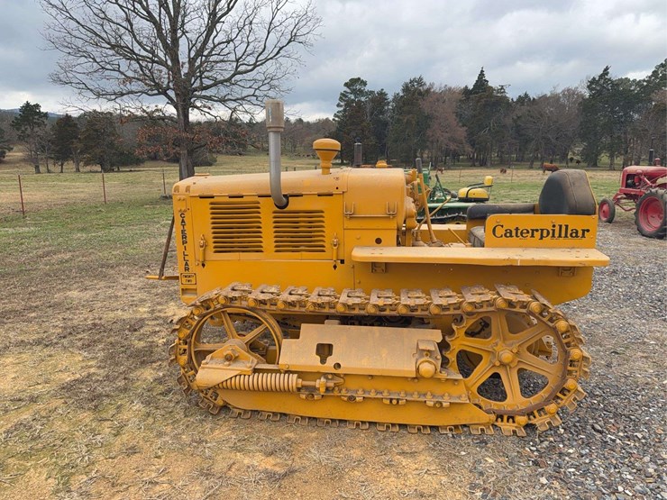 caterpillar-twenty-two-image-2