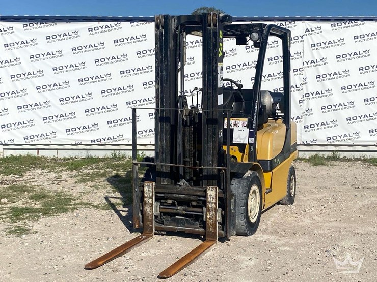 2008-yale-5000lb.-propane-forklift-image-1
