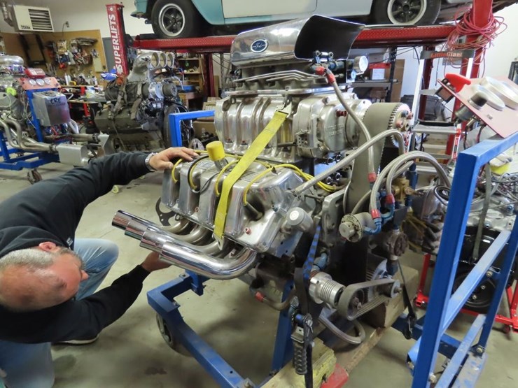 modified-ford-boss-429-motor-image-9