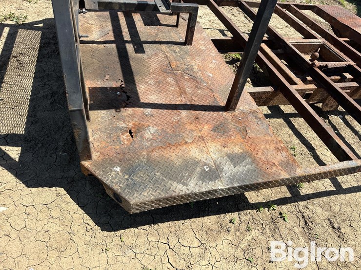 utility-flatbed-image-12