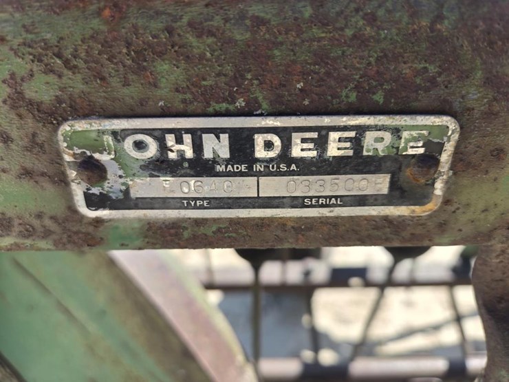 john-deere-640-image-2