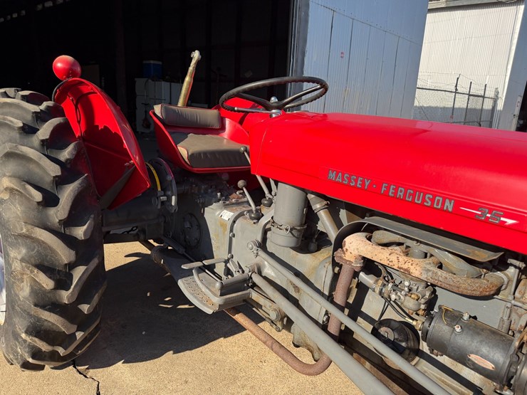 massey-ferguson-to35-image-26