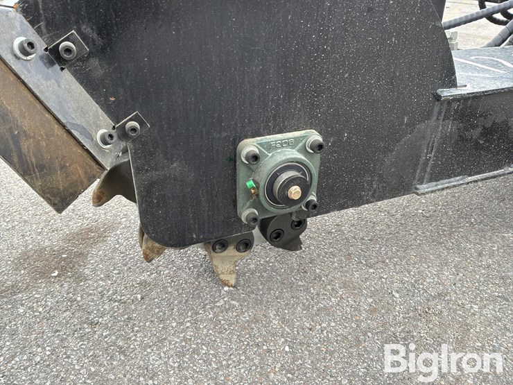 2026-massey-ferguson-730-image-12
