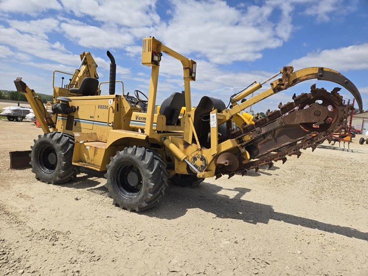 2007-vermeer-v8550a-image-8